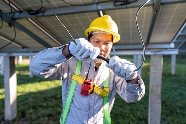 Jak usunąć zapowietrzenie w układzie solarnym? Poradnik serwisowy