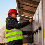 Jak naprawić usterkę w systemie zarządzania energią w mikrosieci?