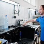 Dlaczego zmywarka nie pobiera wody? Diagnostyka i rozwiązania