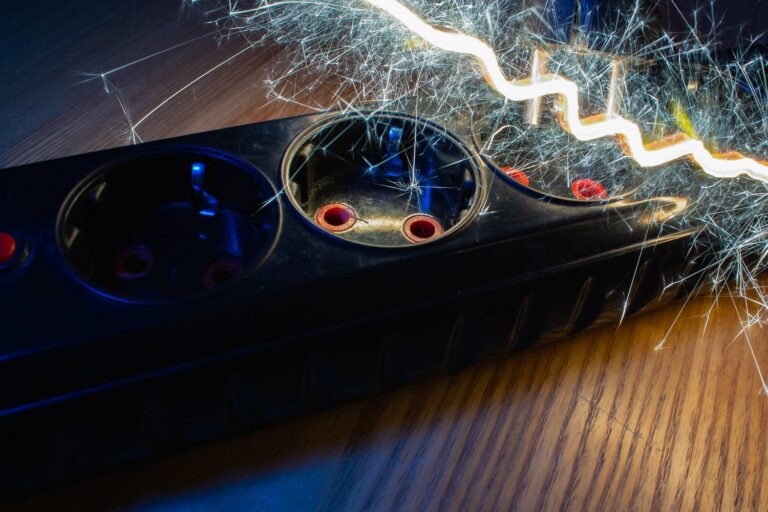 Co zrobić gdy gniazdko elektryczne przestało działać po burzy?