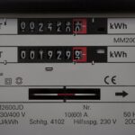 Jak wybrać odpowiedni licznik energii elektrycznej dla swojej instalacji