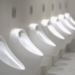 Jak wybrać odpowiedni stelaż do pisuarów w instalacjach sanitarnych