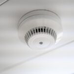 Co zrobić gdy czujnik dymu w kuchni zbyt często się włącza?