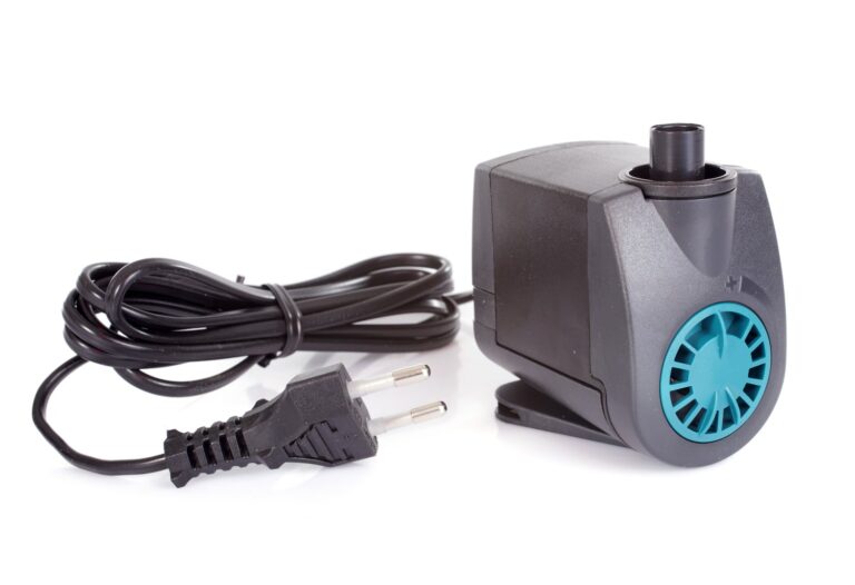 Dlaczego pompka do stawu nie uruchamia się po zimie?